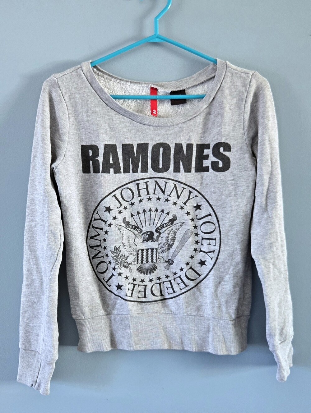 Ramones Off The Shoulder Sweatshirt By H&M Divided Line XS